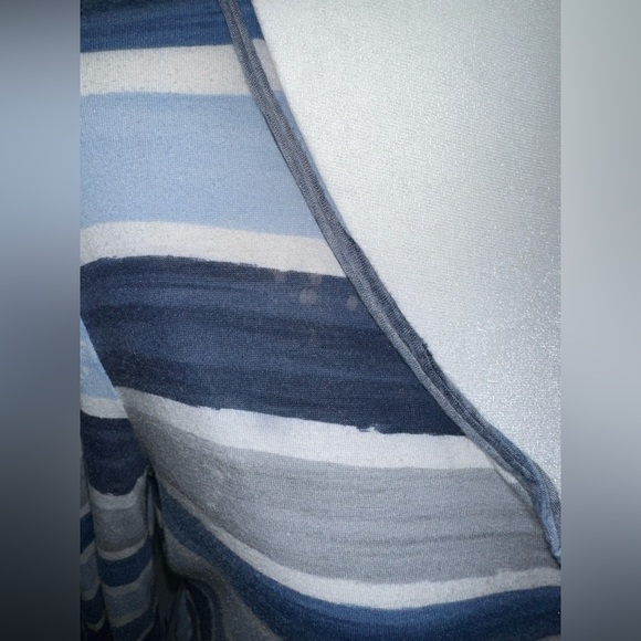 a.n.a Blue White Striped V Neck Long Sleeved Shirt size PXL - Picture 2 of 9